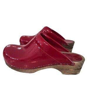 Sanita Womens Red patten Leather open Back Clogs Size 39 US 8 Wooden Sole